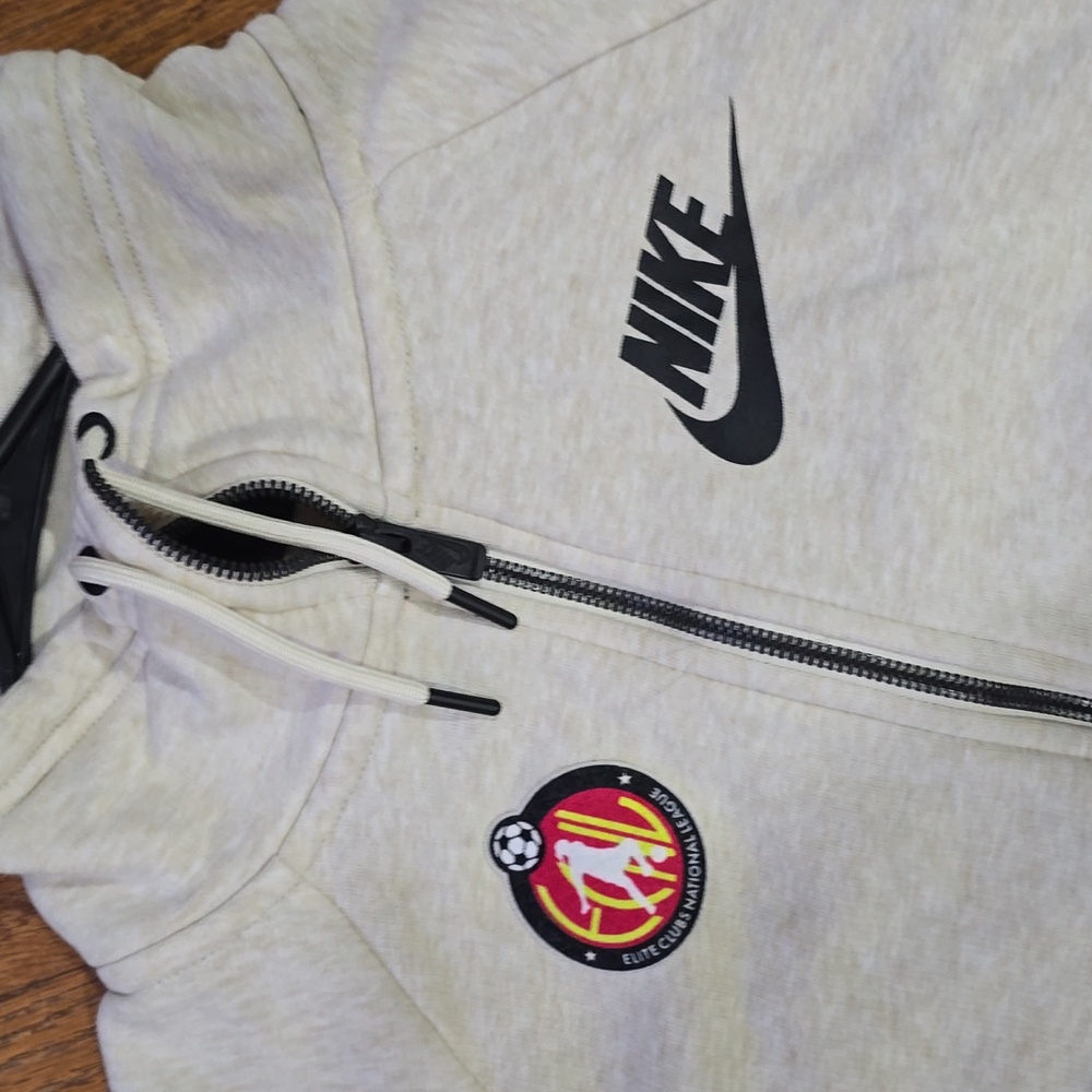Nike Quarter Zip Oatmeal Medium - Picture 9 of 11